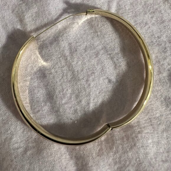 Solid 14 KT Gold 8mm Wide Bangle Bracelet - Picture 3 of 10